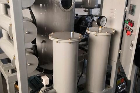 浅谈真空滤油机的液压保唬；は低